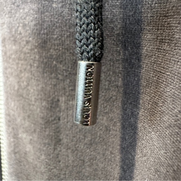 Louis Vuitton Cashmere Velvet Hoodie - Picture 4 of 7